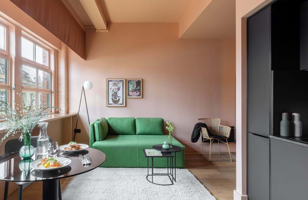 <p>Whitworth Suite | <a href="https://www.lockeliving.com/en/manchester/whitworth-locke">Whitworth Locke, Manchester</a></p>